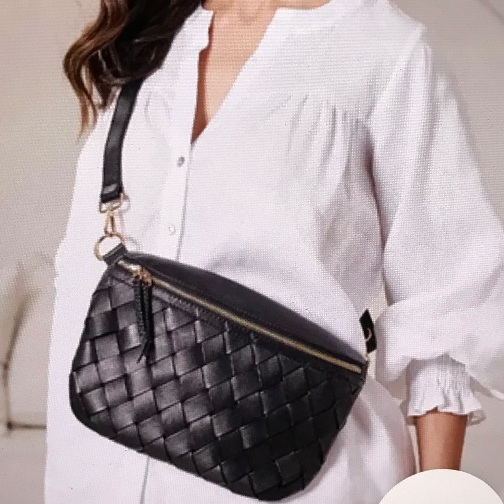 CAROLINA Ramona Leather Crossbody Bag Black - Picture 15 of 16